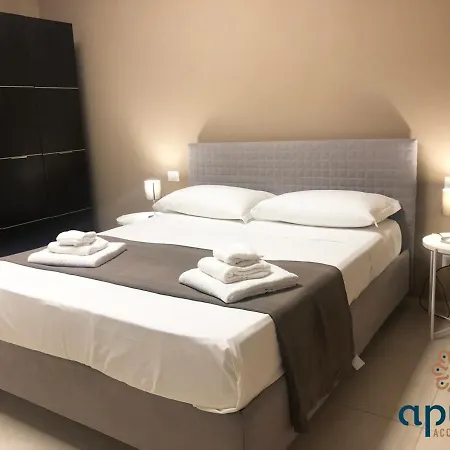 Dante 11 Guesthouse By Apulia Accommodation Bari Buitenkant foto